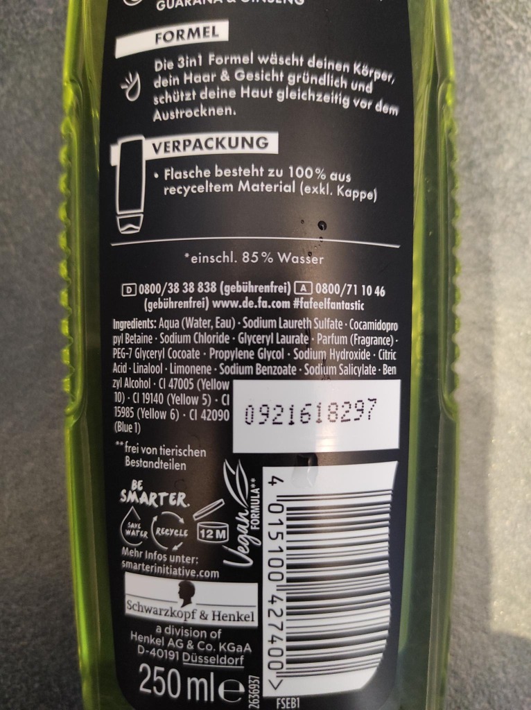 Duschbadflasche Rückseite:
Etikett mit Inhaltsstoffen.